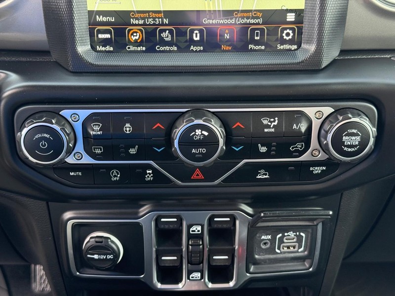 Jeep Wrangler Vehicle Image 19