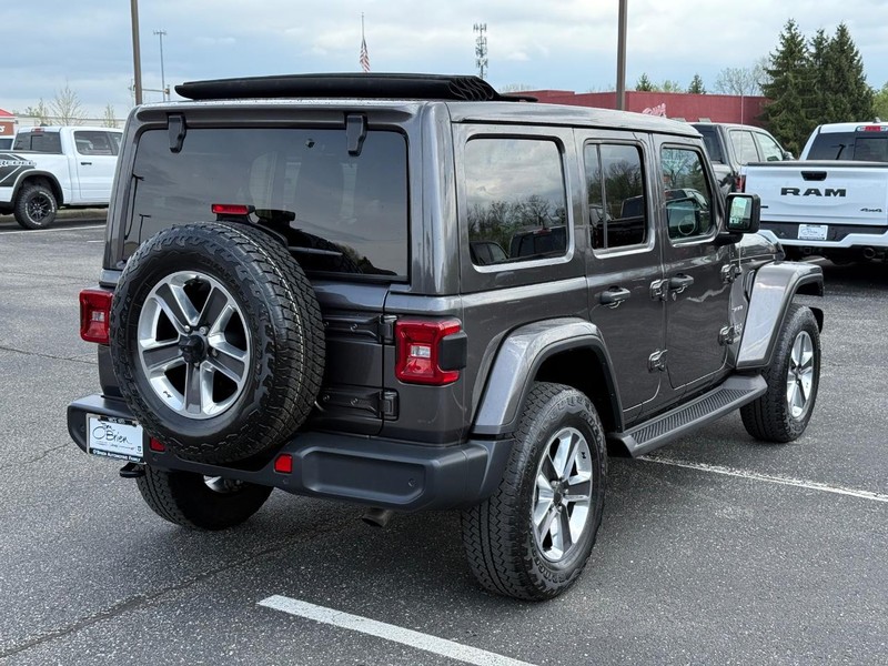 Jeep Wrangler Unlimited Vehicle Image 03