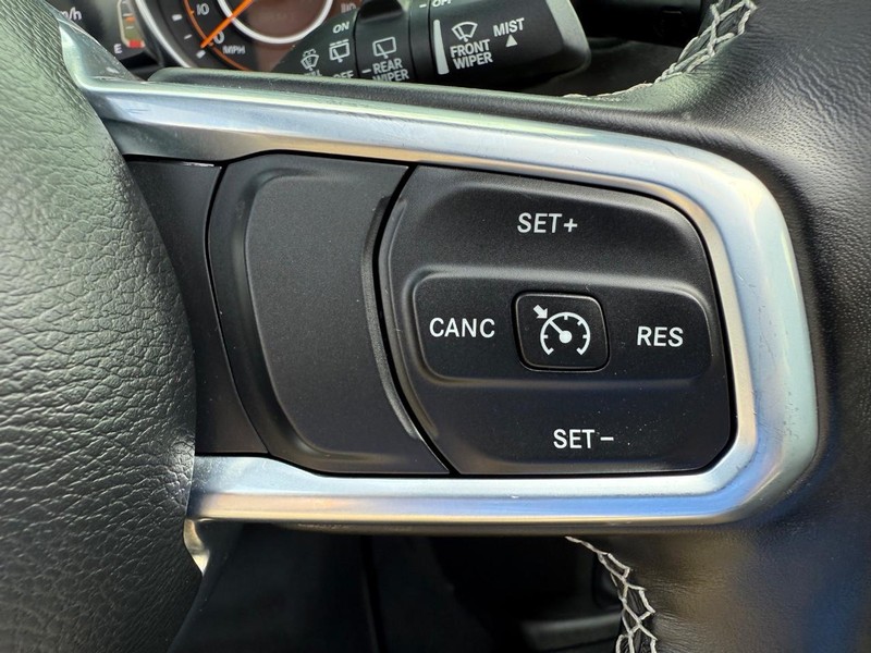 Jeep Wrangler Unlimited Vehicle Image 15