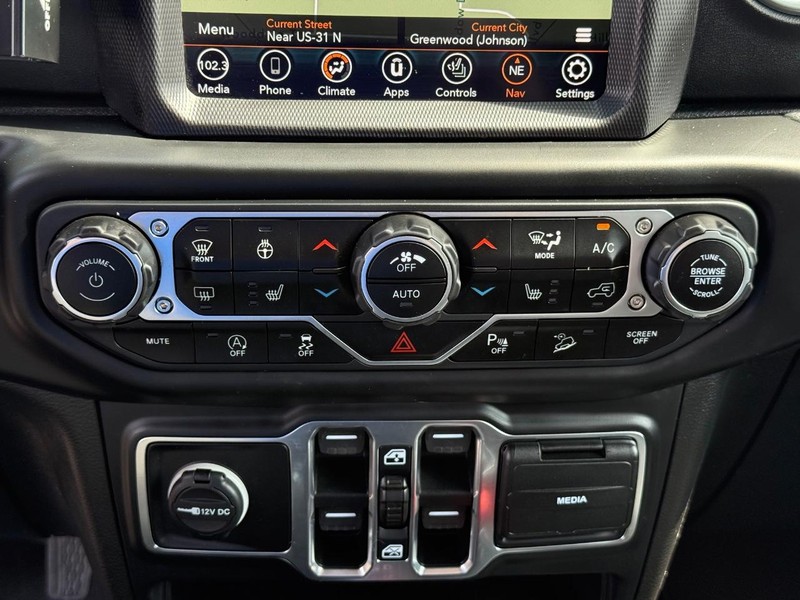 Jeep Wrangler Unlimited Vehicle Image 20