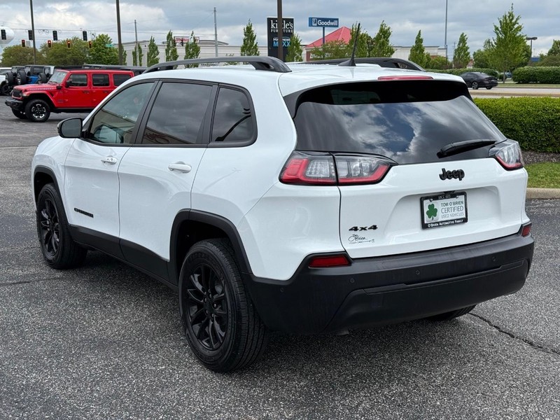 Jeep Cherokee Vehicle Image 05