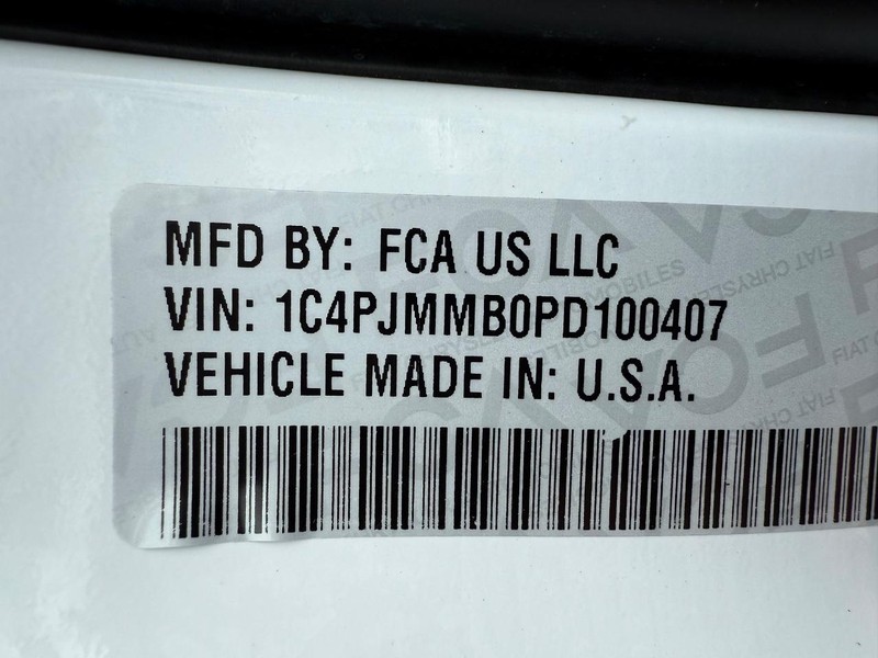 Jeep Cherokee Vehicle Image 27