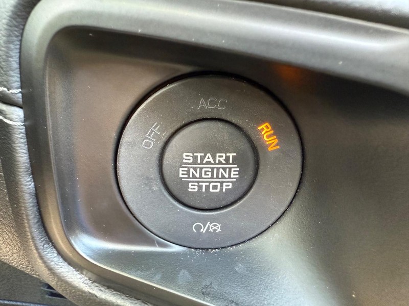 Jeep Wrangler 4xe Vehicle Image 16