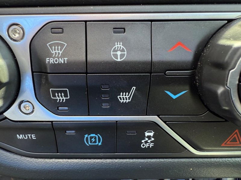 Jeep Wrangler 4xe Vehicle Image 17