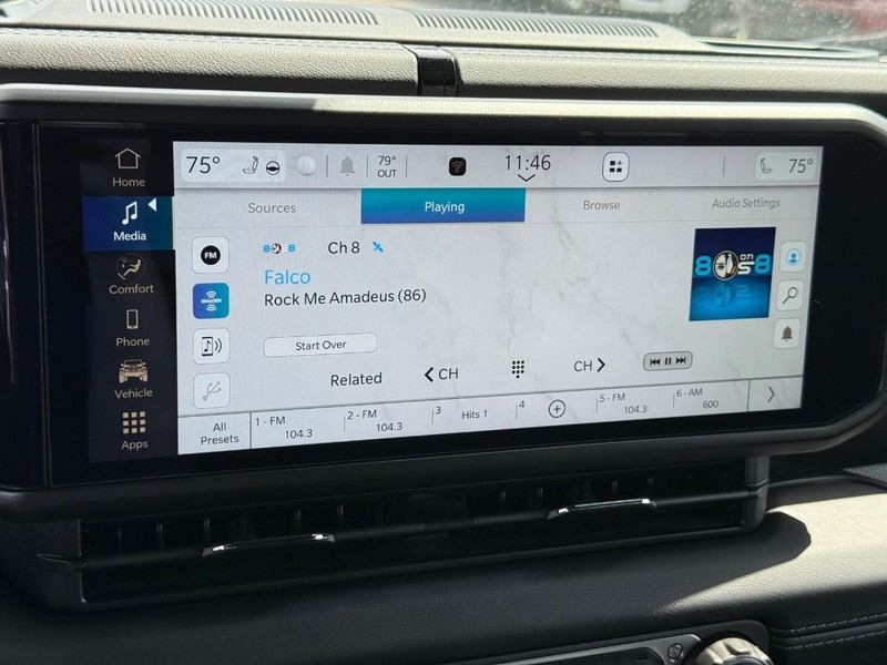 Jeep Wrangler 4xe Vehicle Image 18