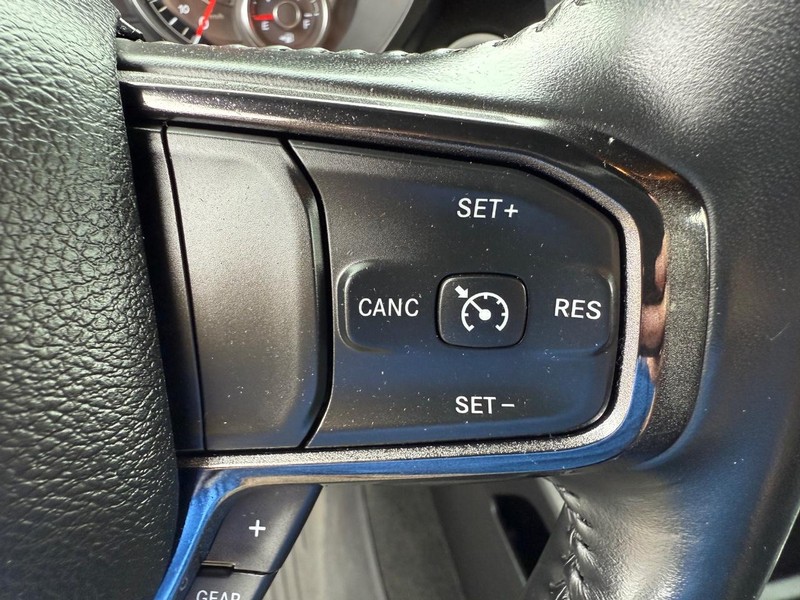 Ram 1500 Vehicle Image 14