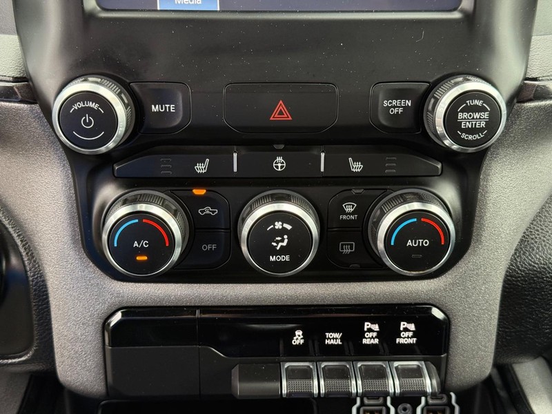 Ram 1500 Vehicle Image 19