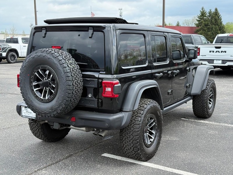 Jeep Wrangler Vehicle Image 03