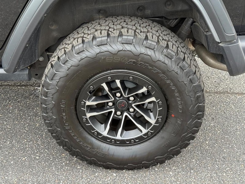 Jeep Wrangler Vehicle Image 06