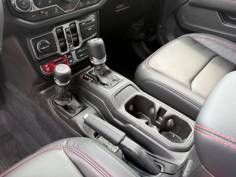 Jeep Wrangler Vehicle Image 21