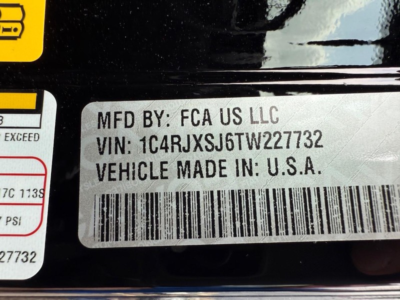 Jeep Wrangler Vehicle Image 28