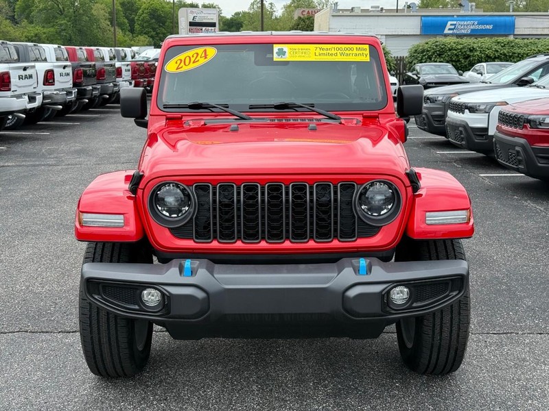Jeep Wrangler 4xe Vehicle Image 09