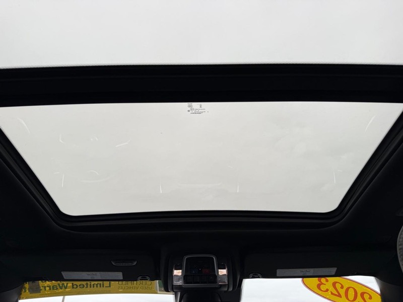 Ram 1500 Vehicle Image 11