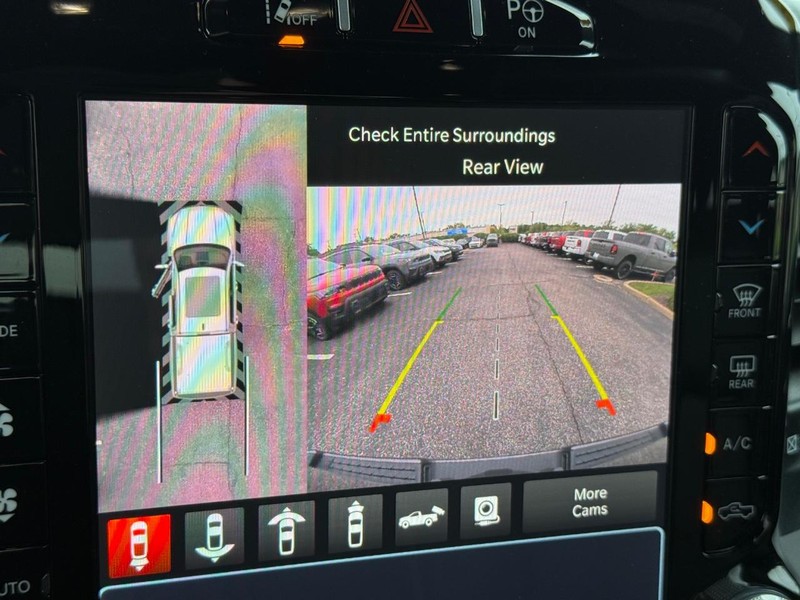 Ram 1500 Vehicle Image 18