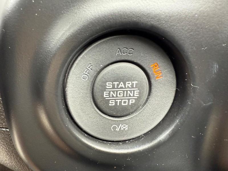 Jeep Wrangler 4xe Vehicle Image 16