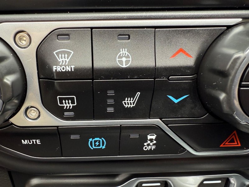 Jeep Wrangler 4xe Vehicle Image 17