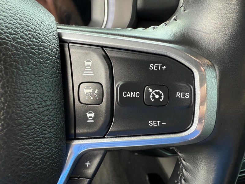 Ram 1500 Vehicle Image 14