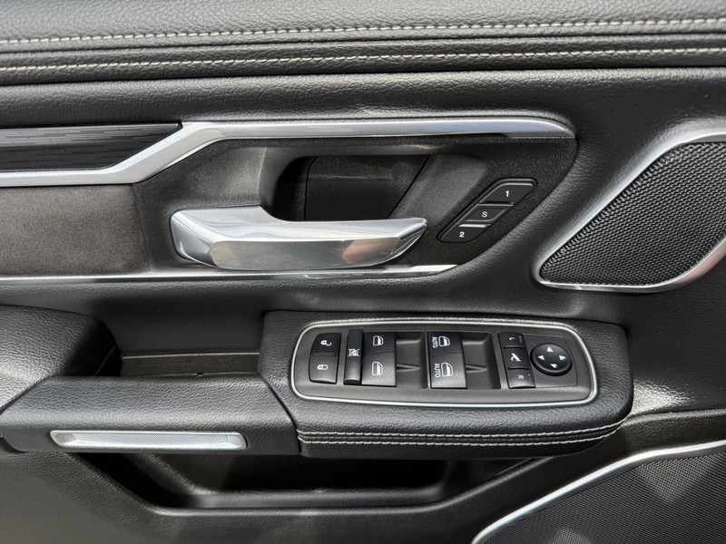 Ram 1500 Vehicle Image 22