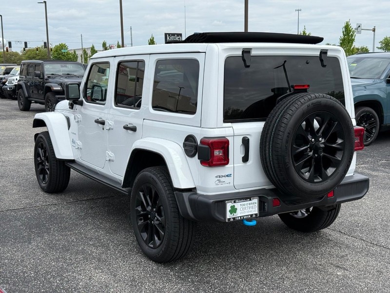 Jeep Wrangler 4xe Vehicle Image 05