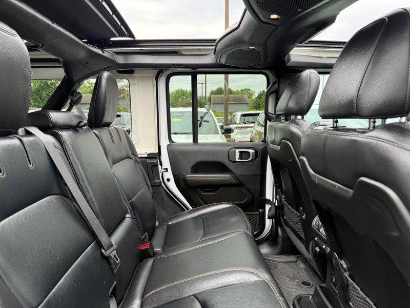 Jeep Wrangler 4xe Vehicle Image 10