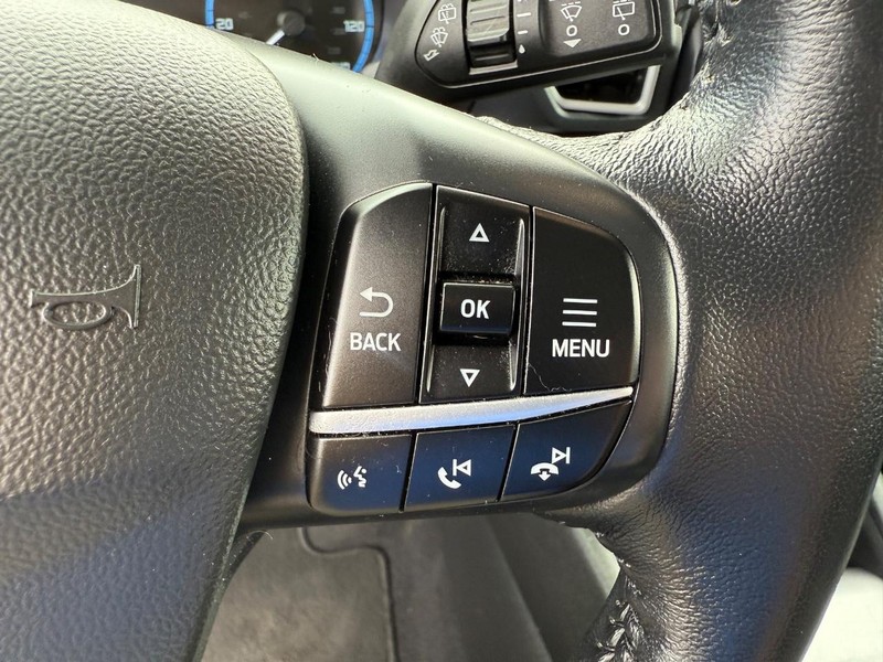 Ford Bronco Sport Vehicle Full-screen Gallery Image 14