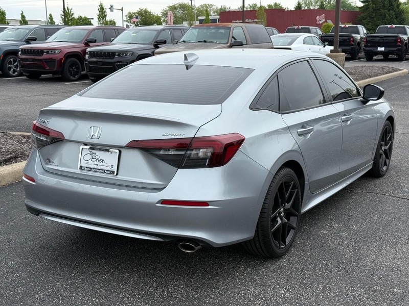 Honda Civic Sedan Vehicle Image 03