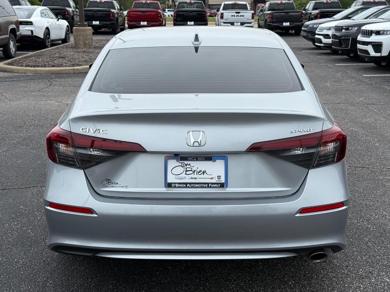 Honda Civic Sedan Vehicle Image 04