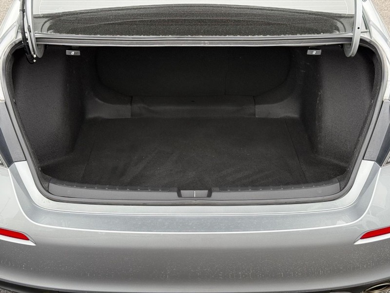 Honda Civic Sedan Vehicle Image 07