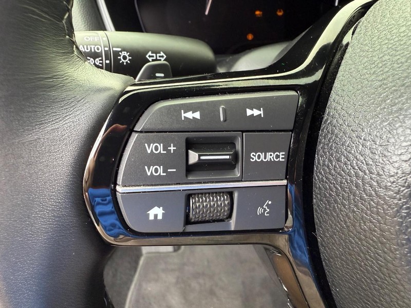 Honda Civic Sedan Vehicle Image 13