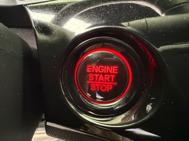 Honda Civic Sedan Vehicle Image 15