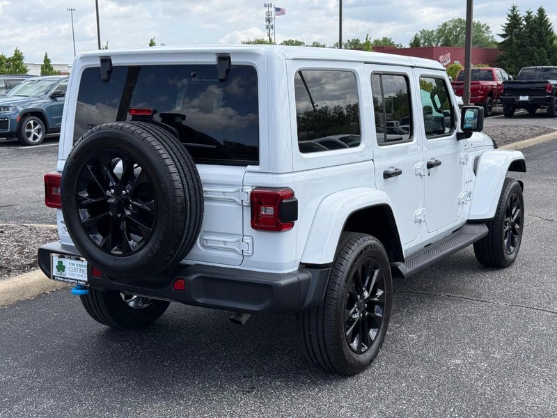 Jeep Wrangler 4xe Vehicle Image 03