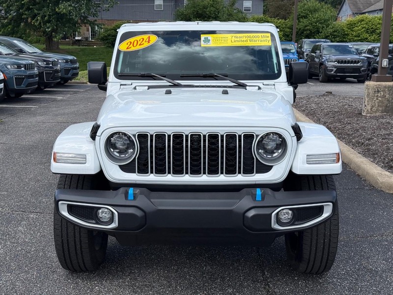 Jeep Wrangler 4xe Vehicle Image 09
