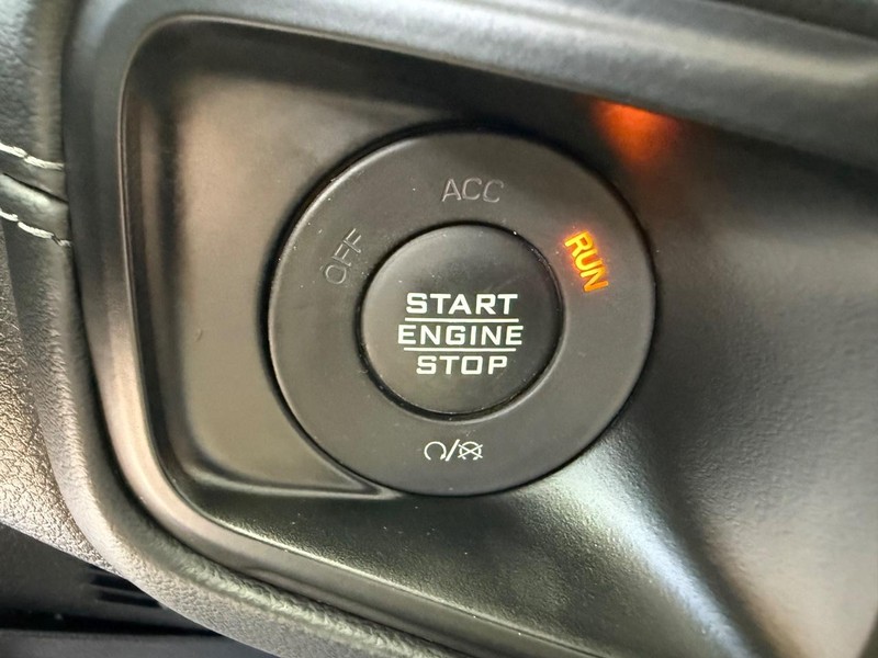 Jeep Wrangler 4xe Vehicle Image 15
