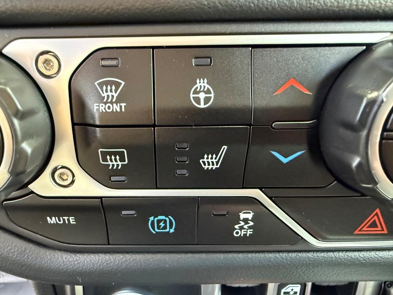 Jeep Wrangler 4xe Vehicle Image 16