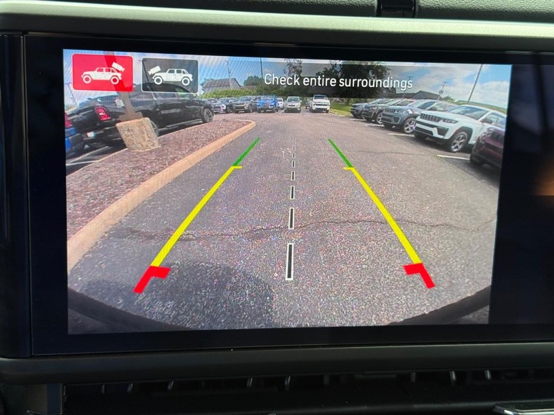 Jeep Wrangler 4xe Vehicle Image 18