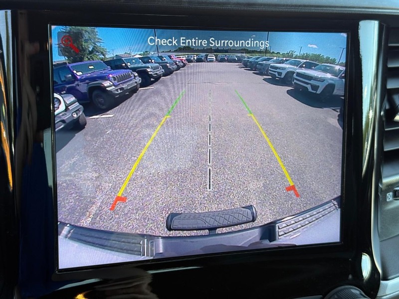 Ram 1500 Vehicle Image 18