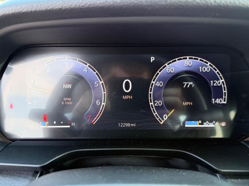 Jeep Grand Cherokee L Vehicle Image 26