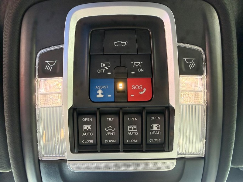 Ram 1500 Vehicle Image 21