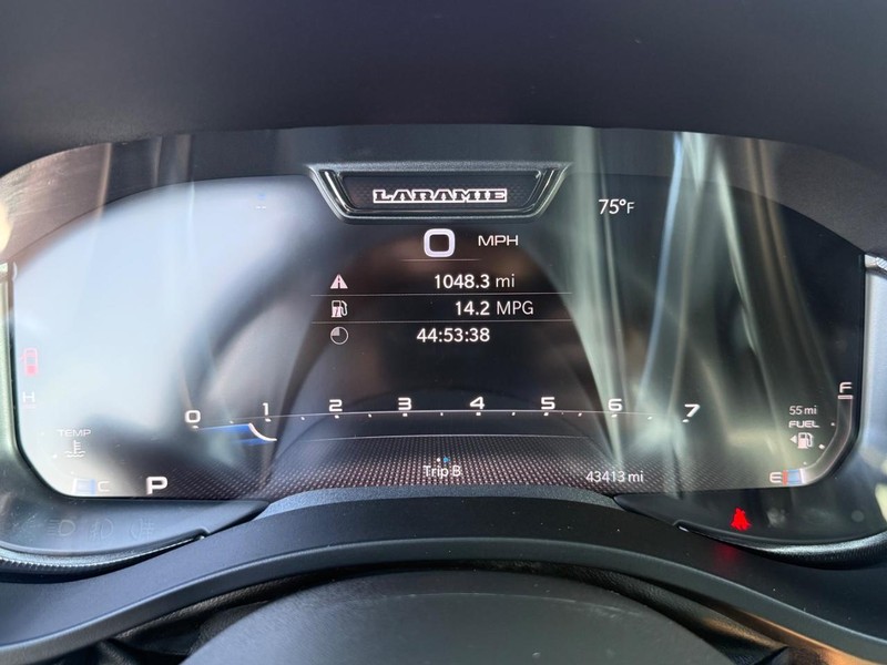 Ram 1500 Vehicle Image 22