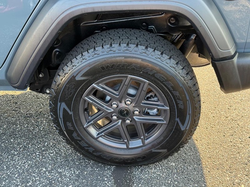 Jeep Wrangler Vehicle Image 06