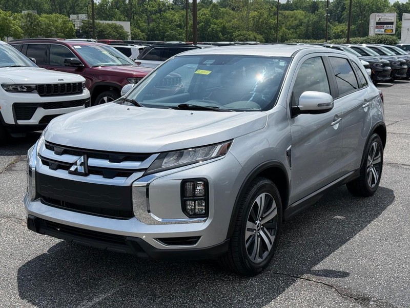 Mitsubishi Outlander Sport Vehicle Image 08