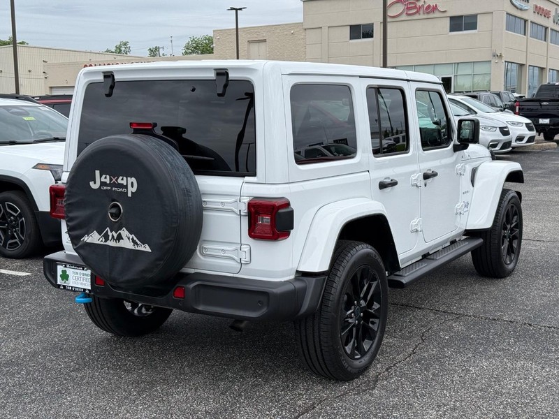 Jeep Wrangler 4xe Vehicle Image 03