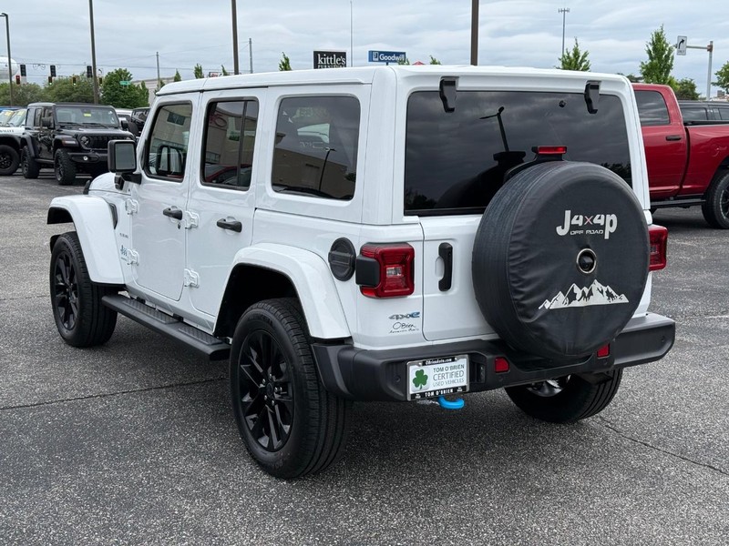 Jeep Wrangler 4xe Vehicle Image 05