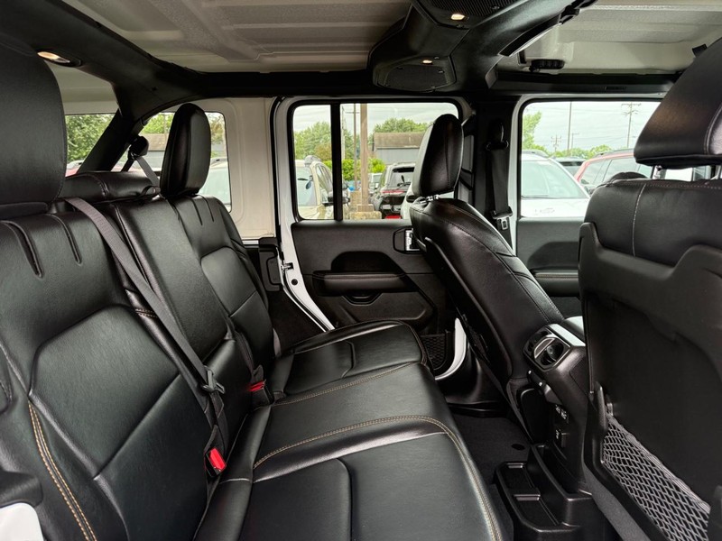 Jeep Wrangler 4xe Vehicle Image 10