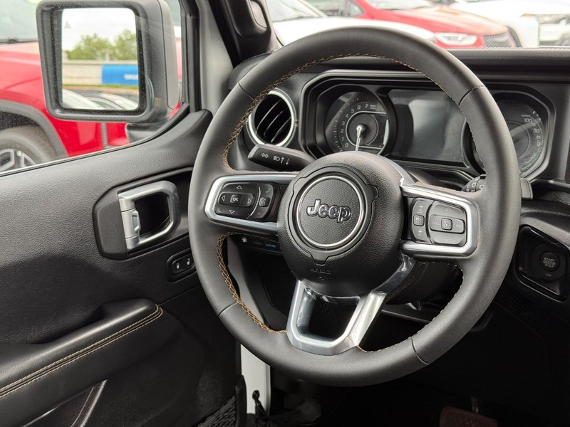 Jeep Wrangler 4xe Vehicle Image 12