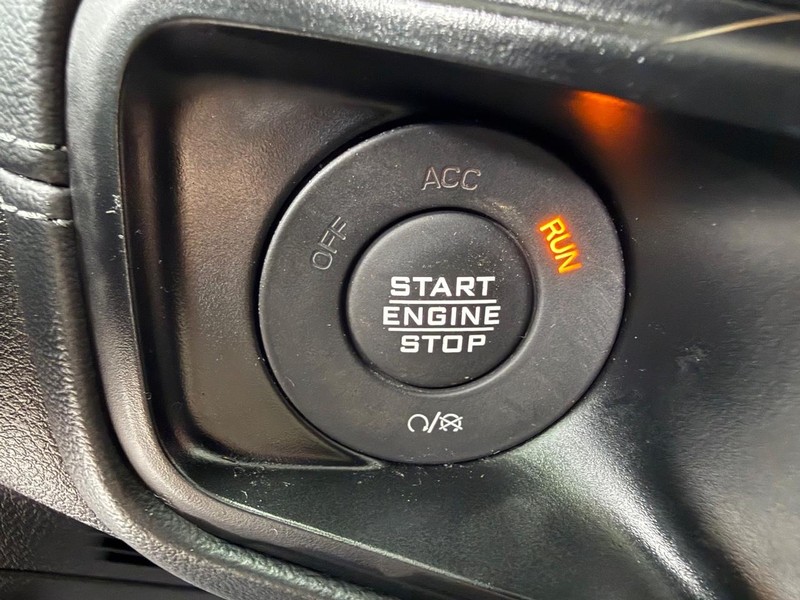 Jeep Wrangler 4xe Vehicle Image 15