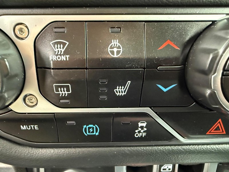 Jeep Wrangler 4xe Vehicle Image 16