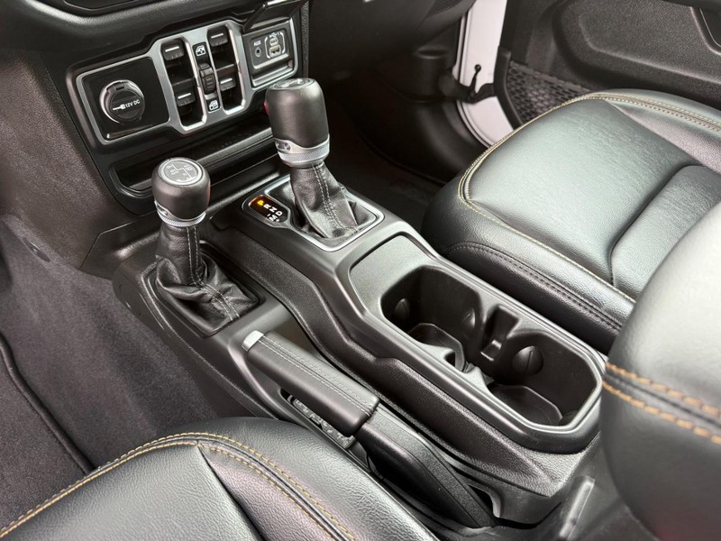 Jeep Wrangler 4xe Vehicle Image 20