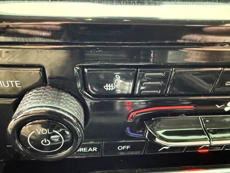 Jeep Grand Cherokee 4xe Vehicle Image 18