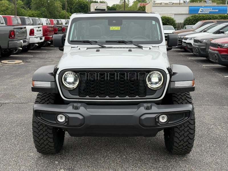 Jeep Wrangler Vehicle Image 09